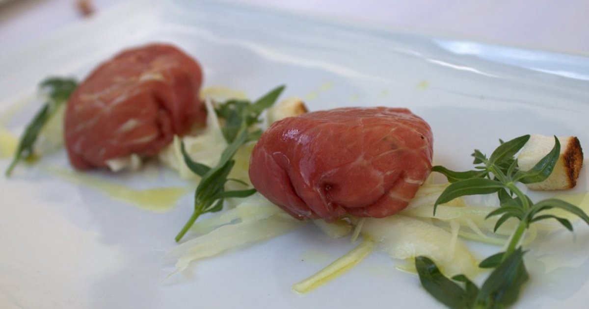 Tortino di carne salada con mousse di formaggi - Tastetrentino